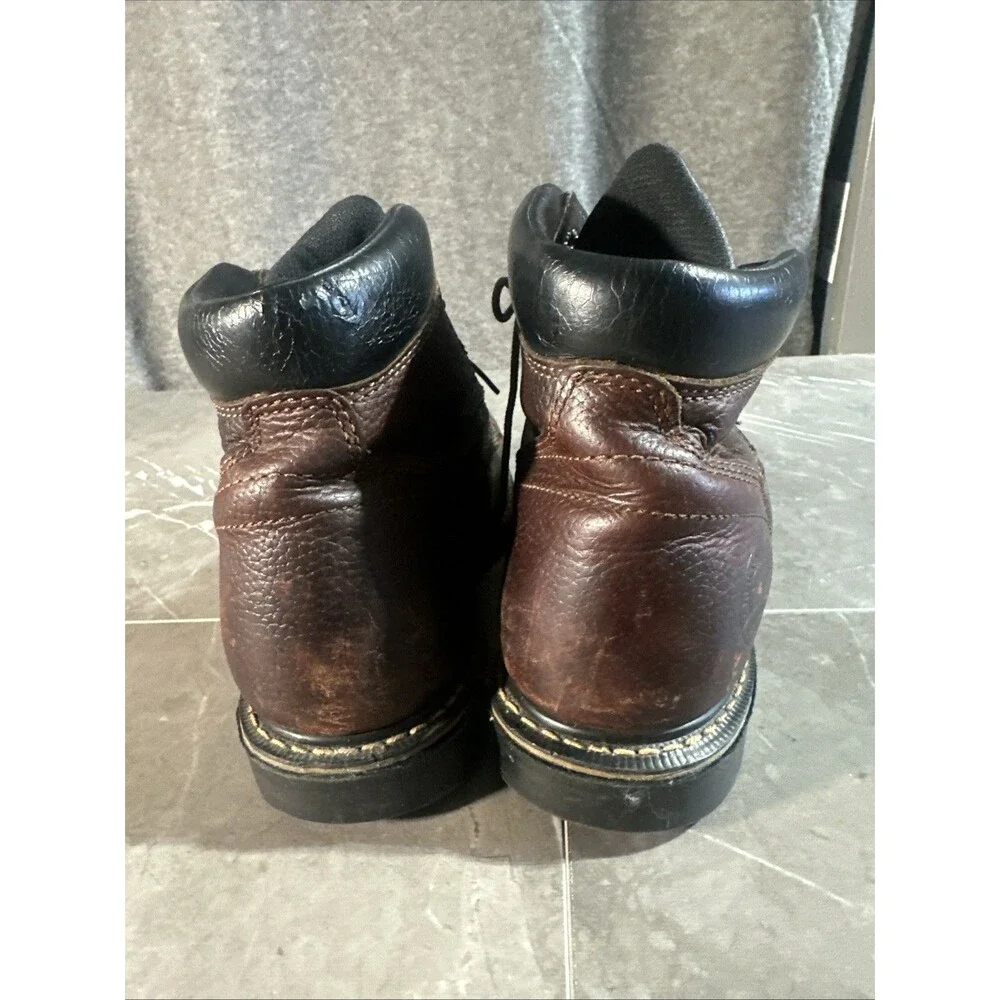 Red Wing Irish Setter Work Boots 83603 Oil And Slip Resistant Mens 9.5 D B15
